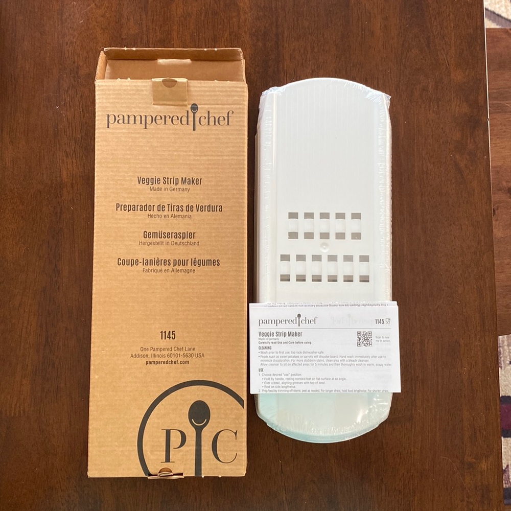 Pampered Chef Veggie Strip Maker
